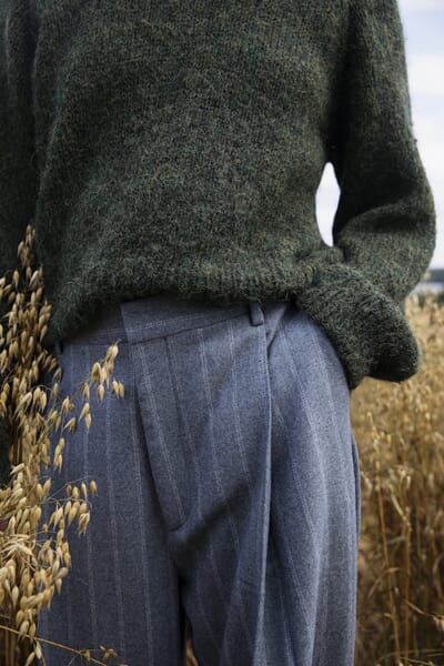 9789527580103_Rel Cultivate_Liberty_sweater-2.jpg